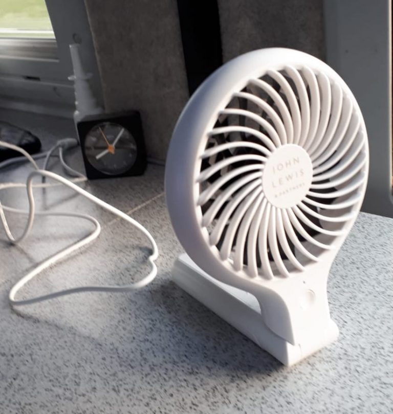 Fanny McFan Face the Murvi club